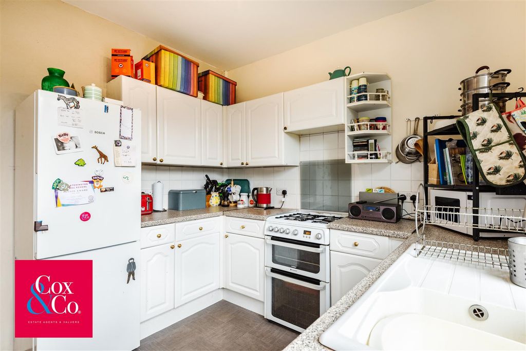 Property photo 2 of 19 81N_7422.Jpg