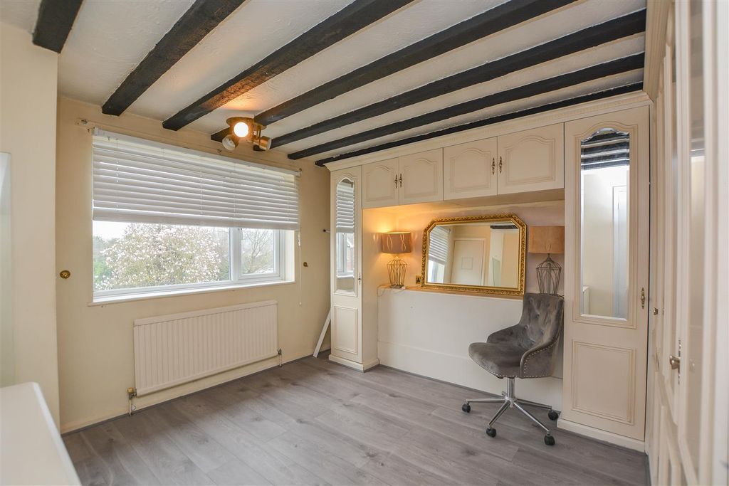 Additional image 9 of 3 bed semi-detached house for saleMeadows Close, Ingrave, Brentwood CM13