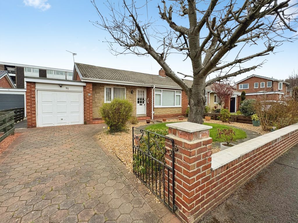 Property photo 1 of 12 Photo 5