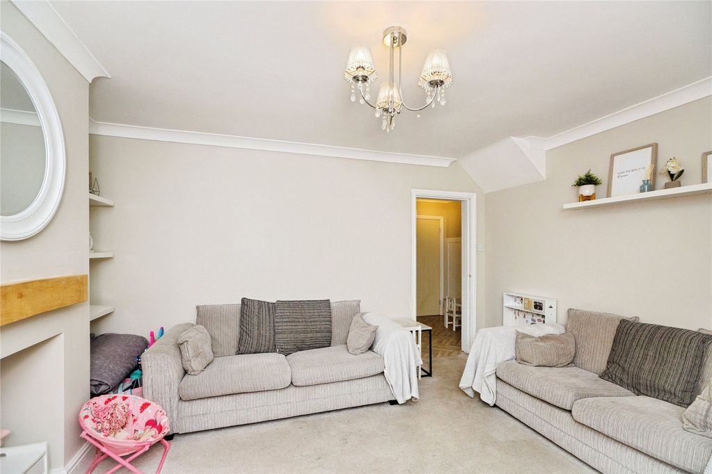 Property photo 3 of 17 Picture No. 19