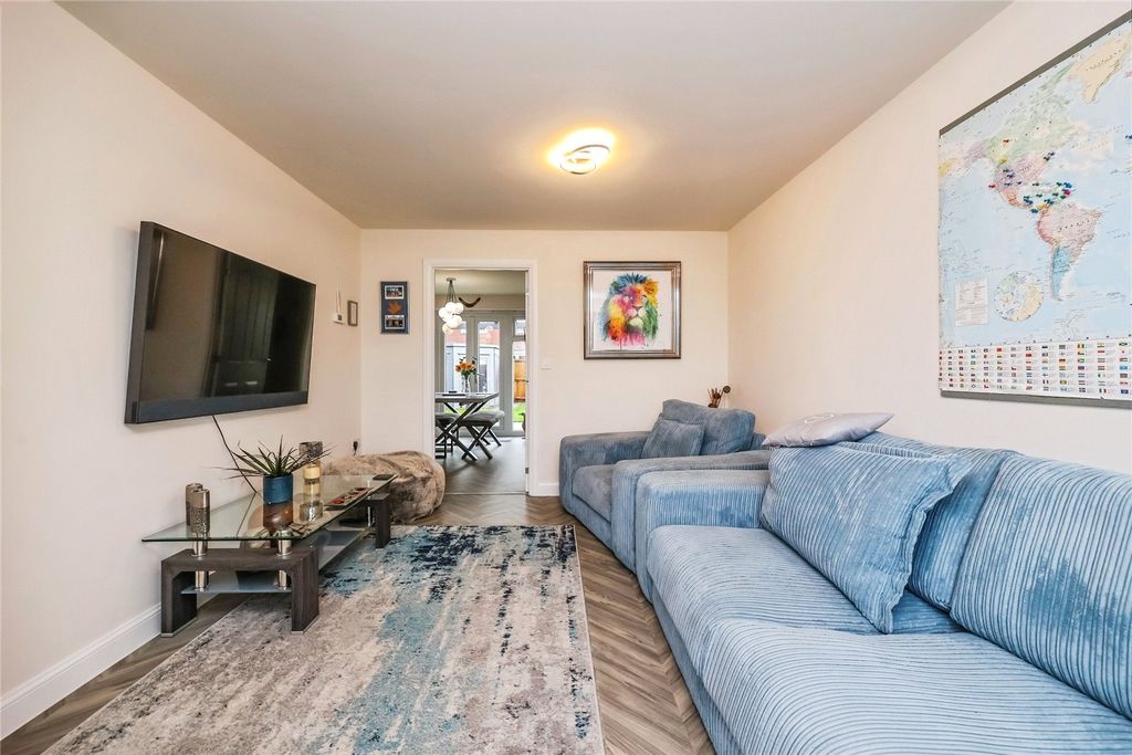 Property photo 3 of 25 Picture No. 33