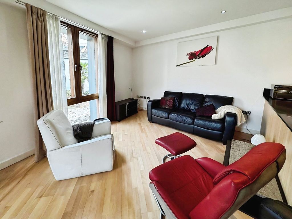 Property photo 3 of 13 Picture No. 26