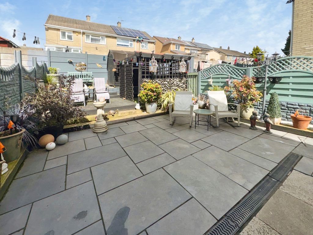 Property photo 3 of 12 59F280Aa-Img_3855