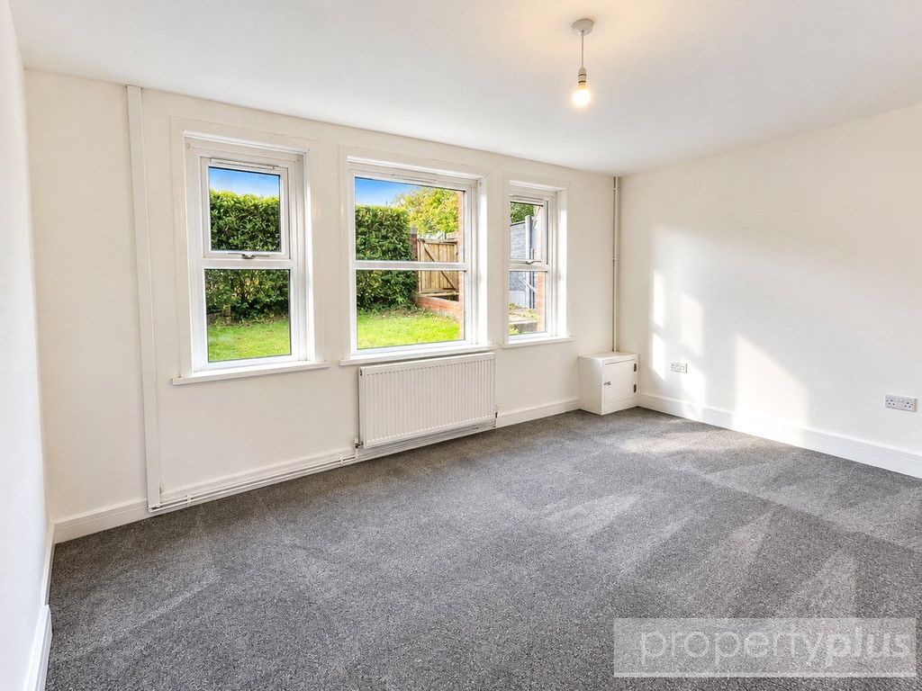 Property photo 2 of 8 Picture No. 09