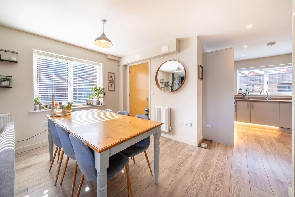 Property photo 3 of 22 Dining Room