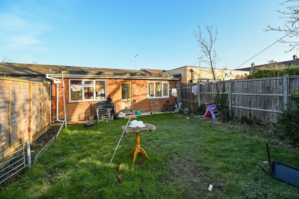 Property photo 2 of 4