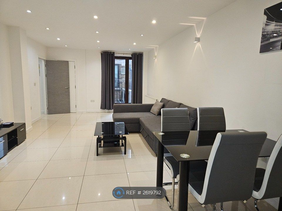 Property photo 2 of 5