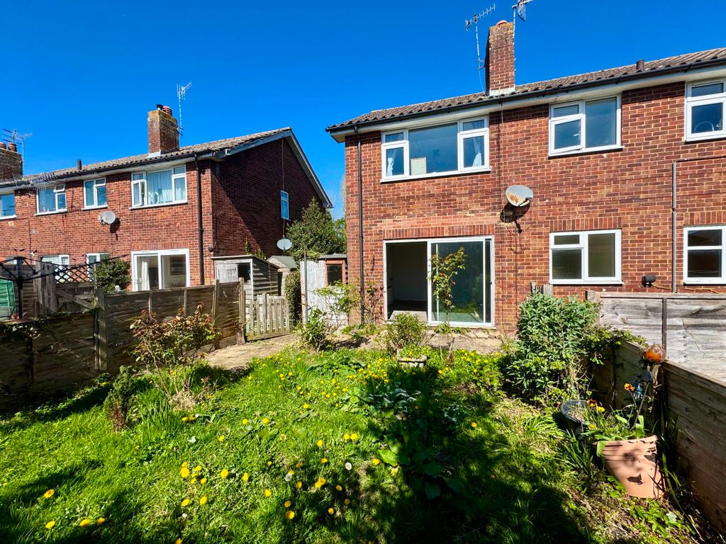 Additional image 10 of 2 bed flat for saleHeadley Court, Station Approach, Edenbridge TN8