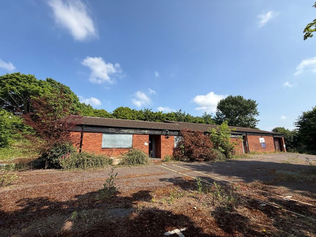 Property photo 2 of 6