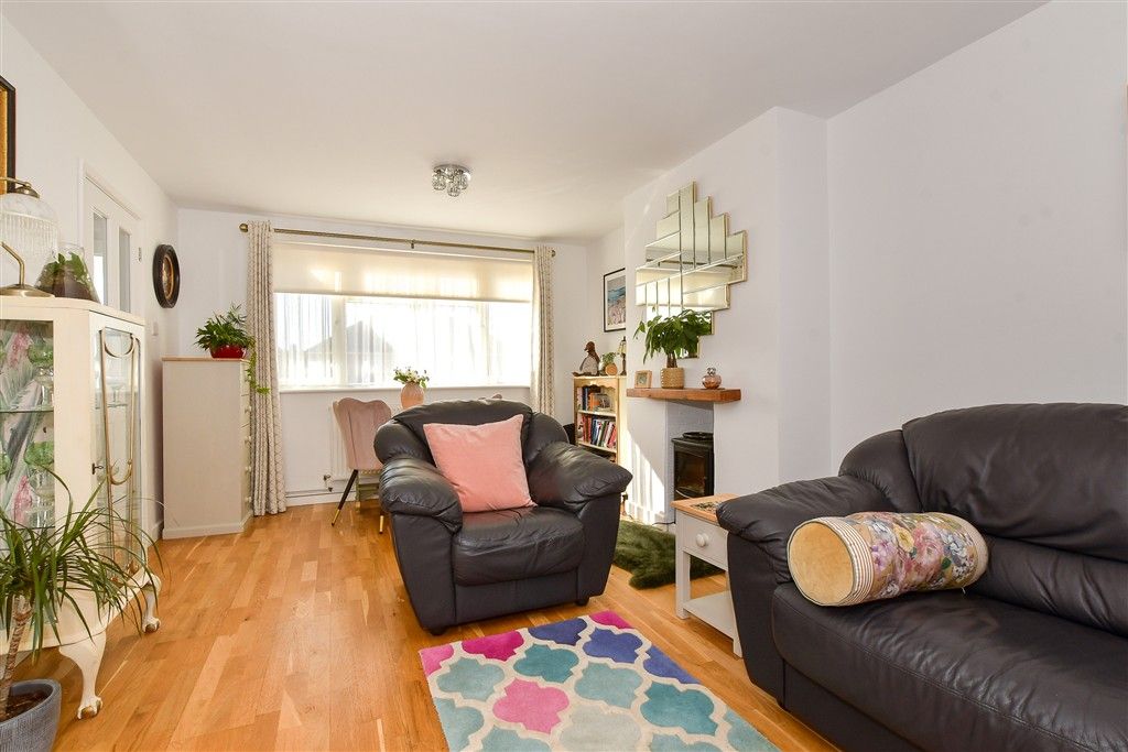 Property photo 3 of 12 Lounge/ Dining Room