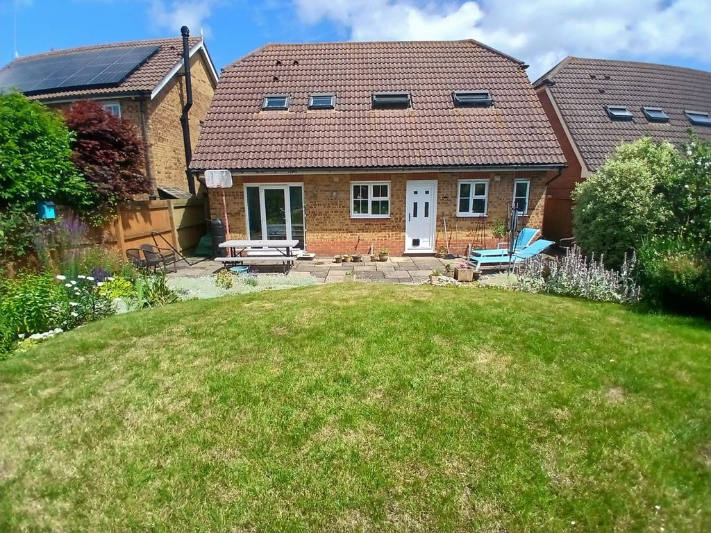 Property photo 2 of 21