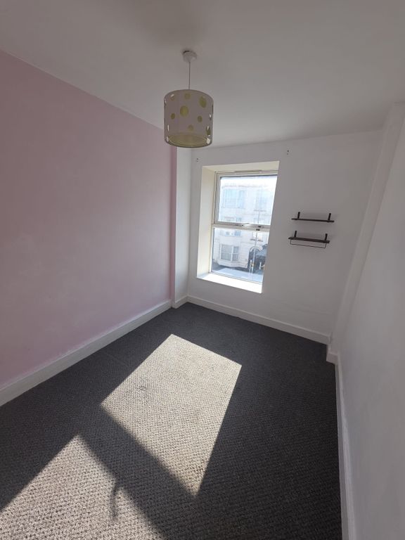 Additional image 8 of 2 bed flat to rentMarine Road, Abergele LL22