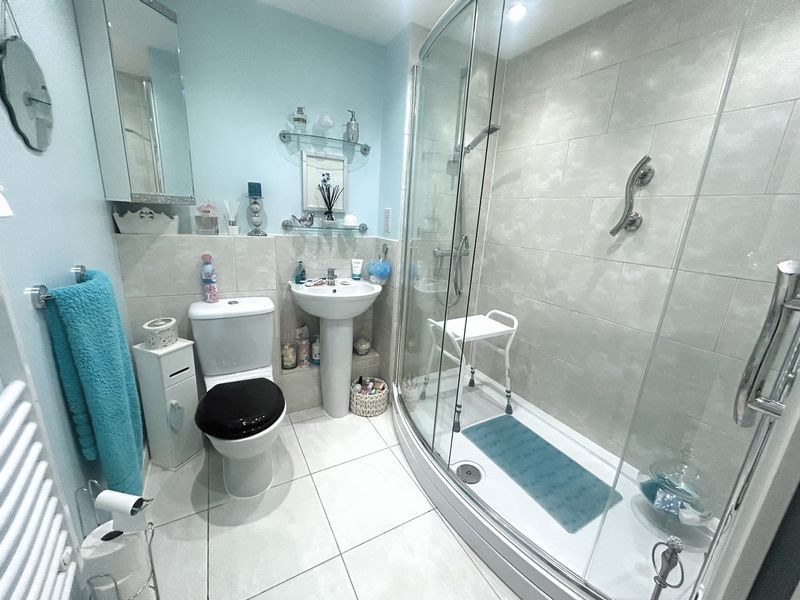 Property photo 2 of 13 Photo 3