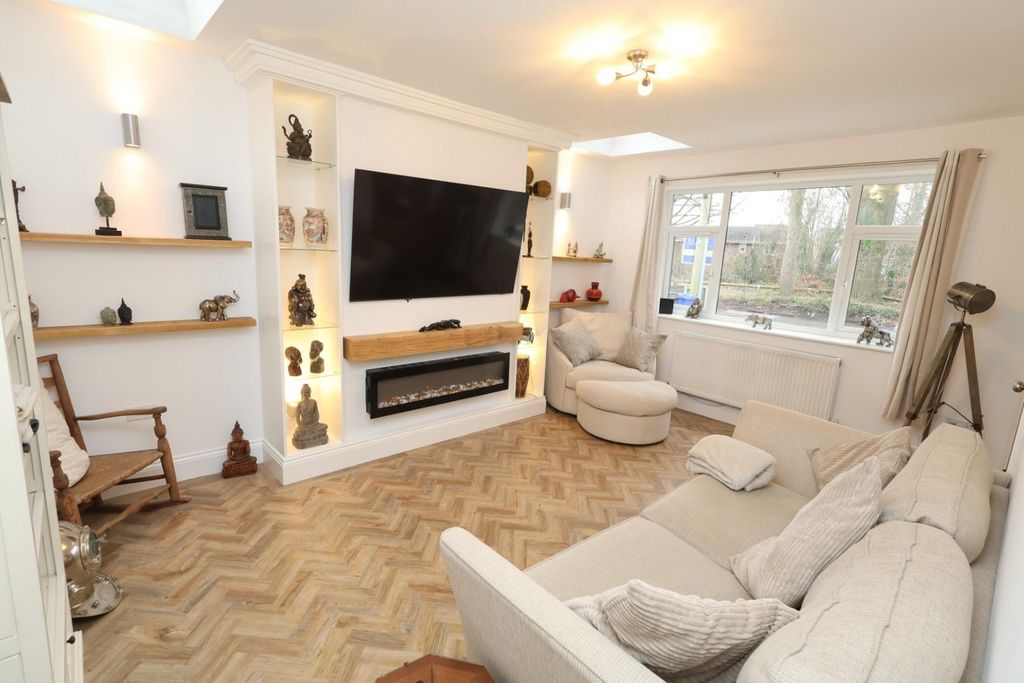 Property photo 3 of 28 1.Jpg