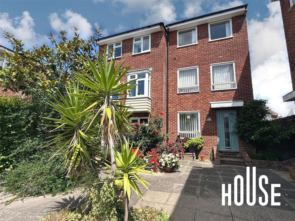 Property photo 1 of 14 Picture No. 02