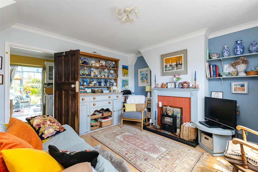 Property photo 3 of 21 Untitled-5.Jpg