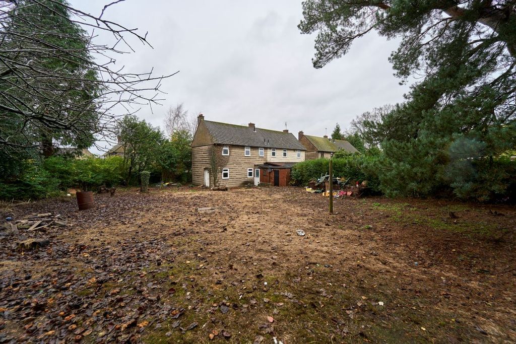 Property photo 1 of 23