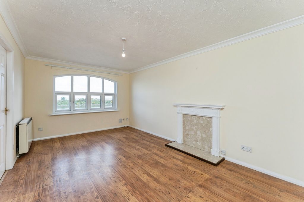 Property photo 2 of 26 Pbox-Img.Jpg