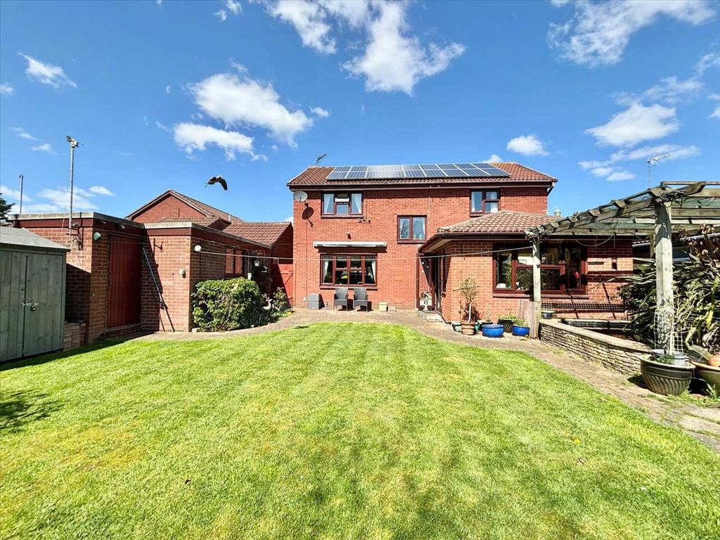 Property photo 3 of 30