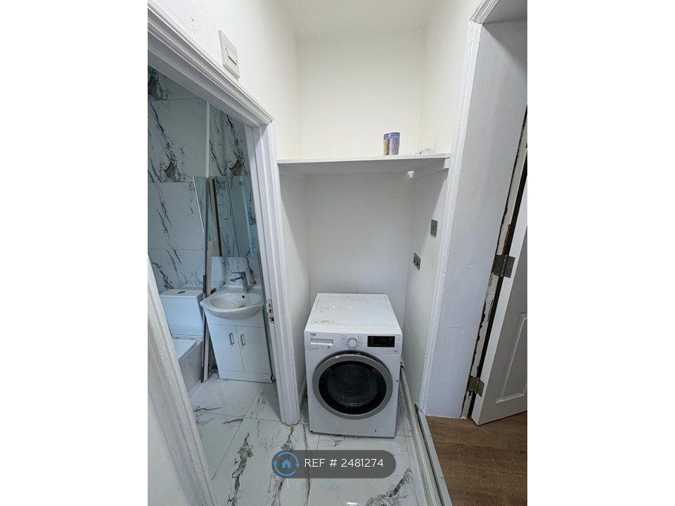 Property photo 3 of 15 Laundry Area