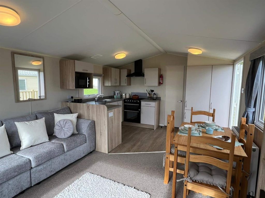 Property photo 2 of 16 Whatsapp-Image-2026-06-15-At-11.22.22.Jpeg