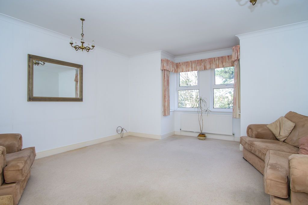 Property photo 2 of 17 Photo 1