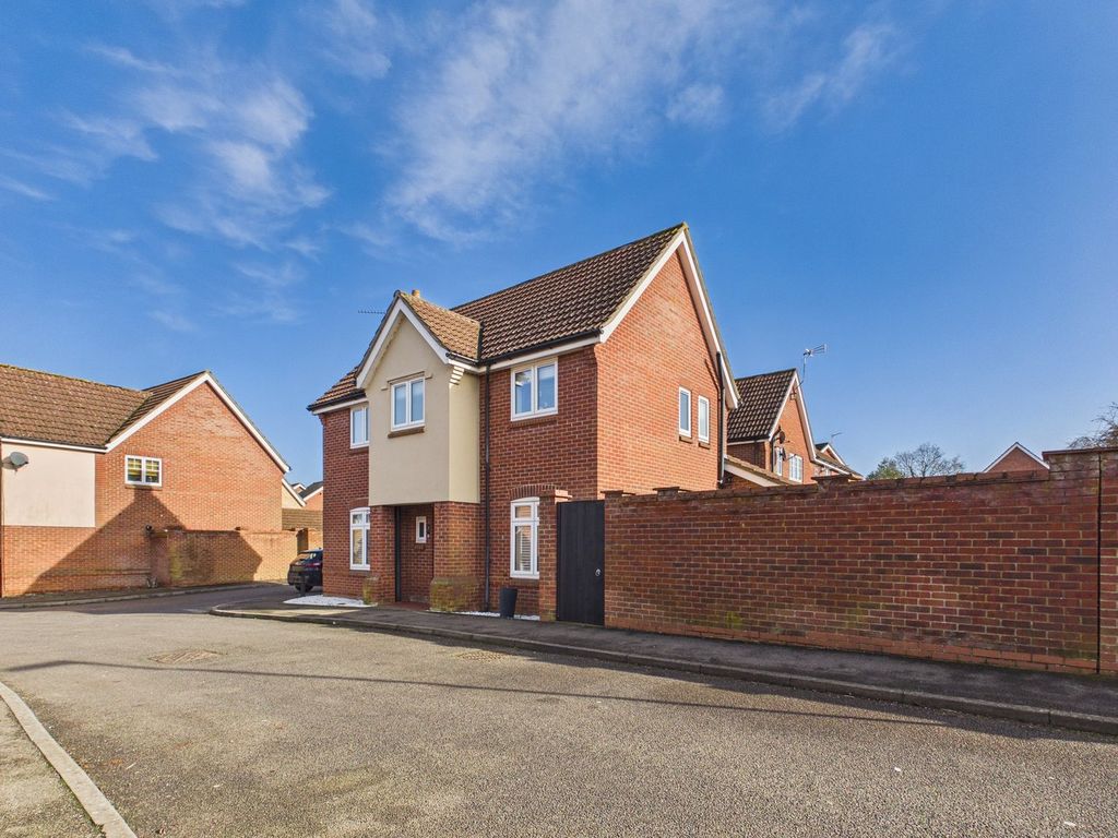 Property photo 1 of 15