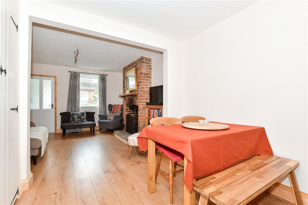 Property photo 3 of 14 Dining Area