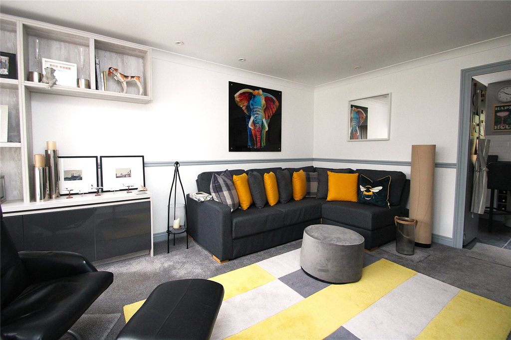 Property photo 2 of 15 Picture 2