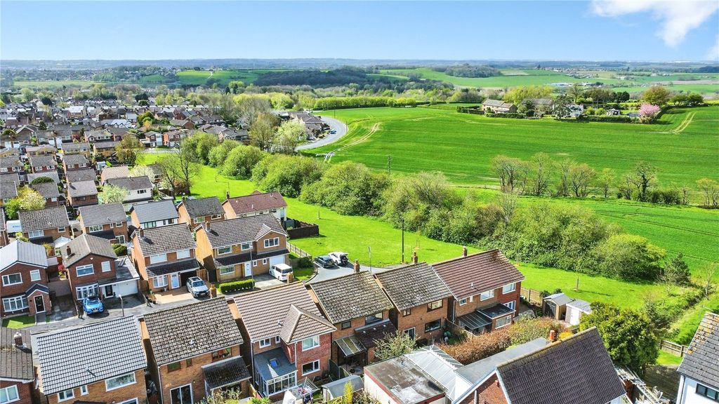 Property photo 2 of 25 Picture No. 25