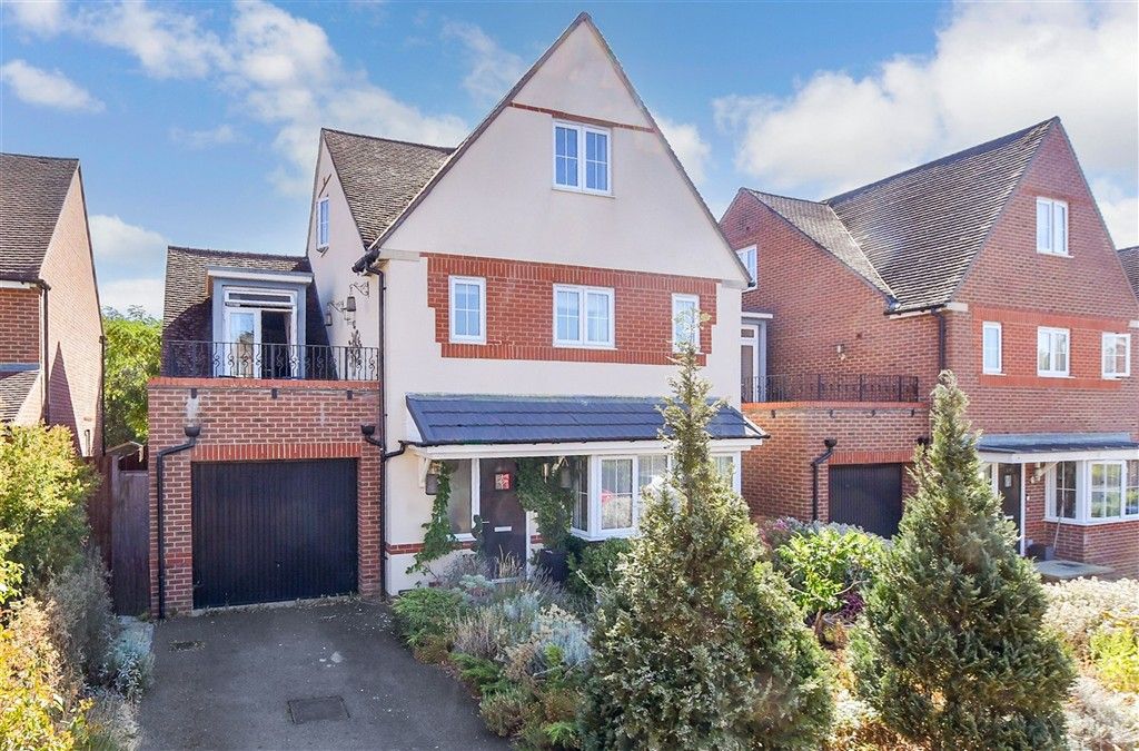 Property photo 2 of 19 External (Web)