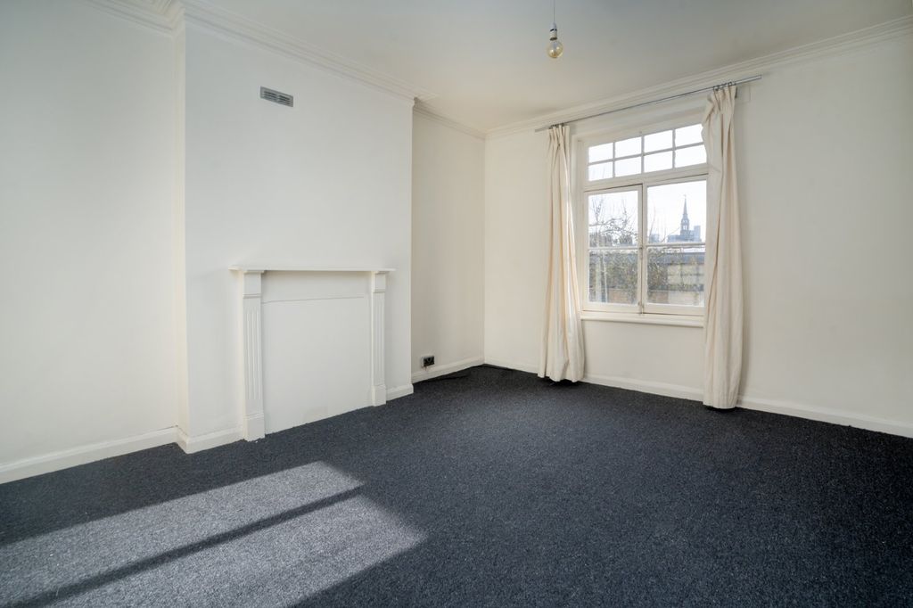 Property photo 1 of 9 Picture No. 08