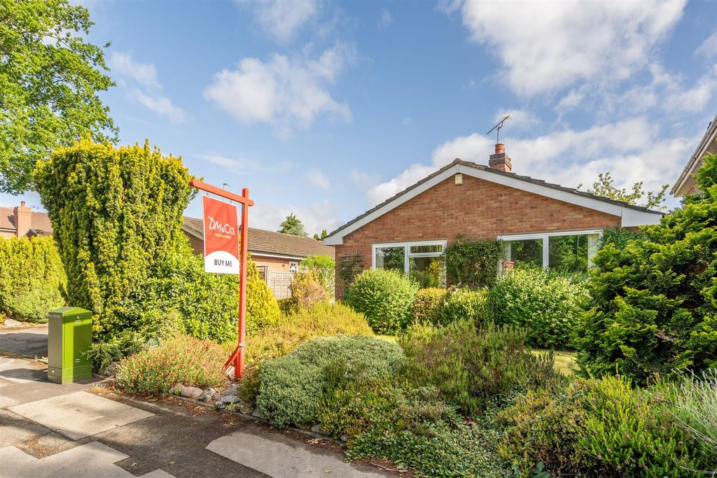 Property photo 1 of 15 60 Earlswood Road_21.Jpg