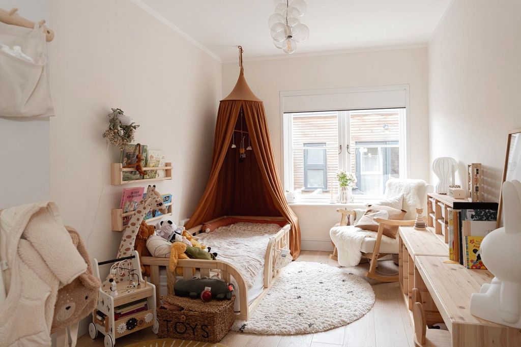 Property photo 3 of 18 Bedroom Two