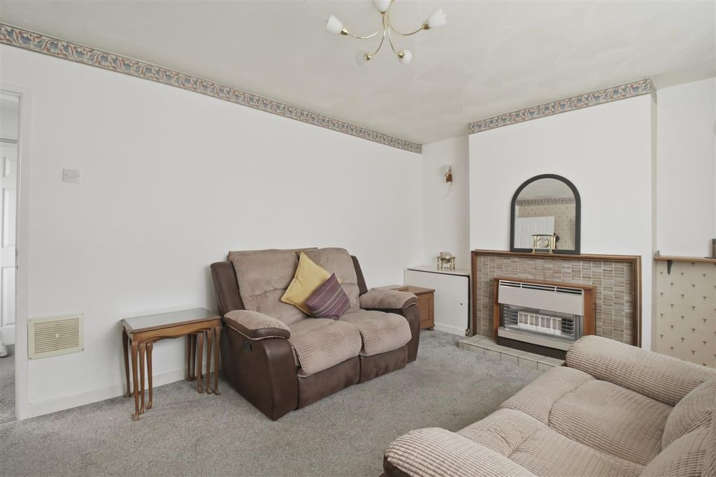 Property photo 2 of 13 Img_5040.Jpg