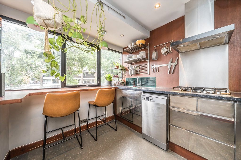 Property photo 2 of 12 Kitchen/Diner
