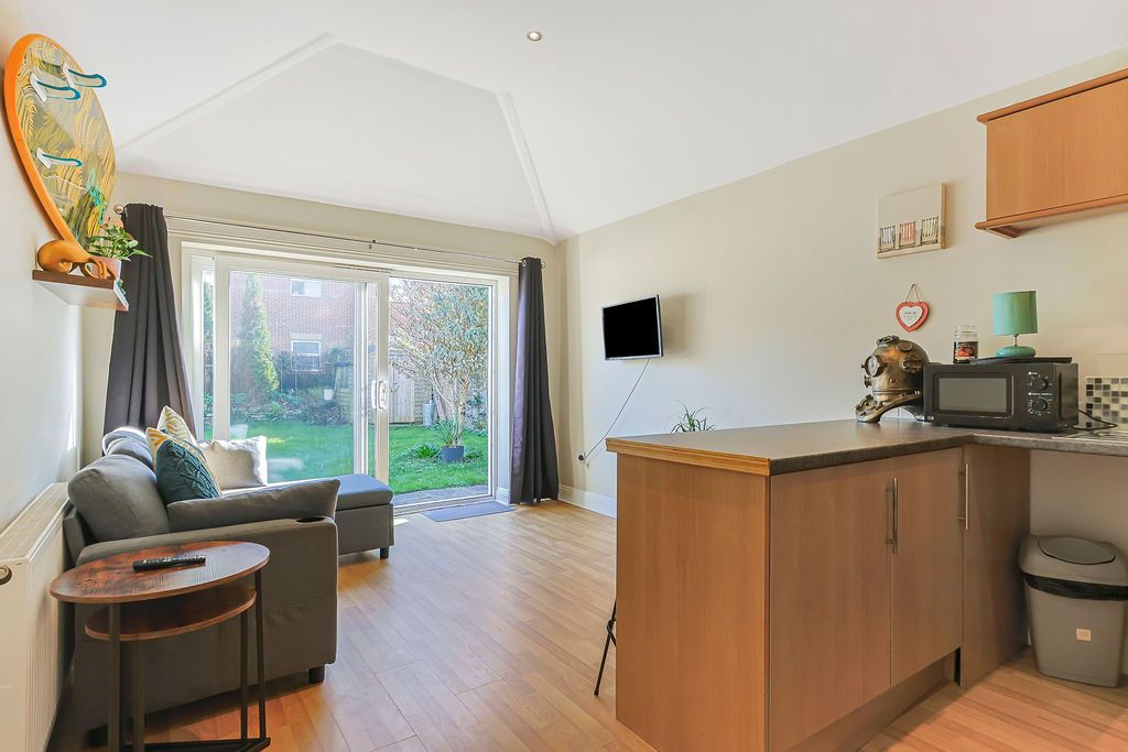 Property photo 3 of 12