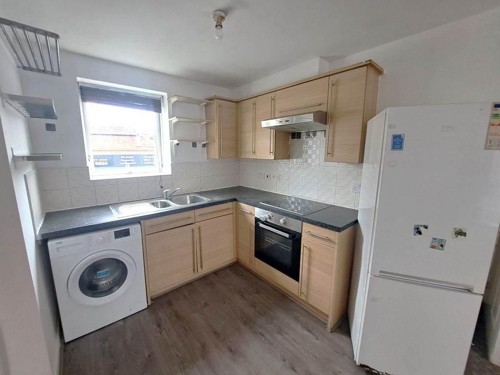Property photo 2 of 7 Kitchen/ Open Plan