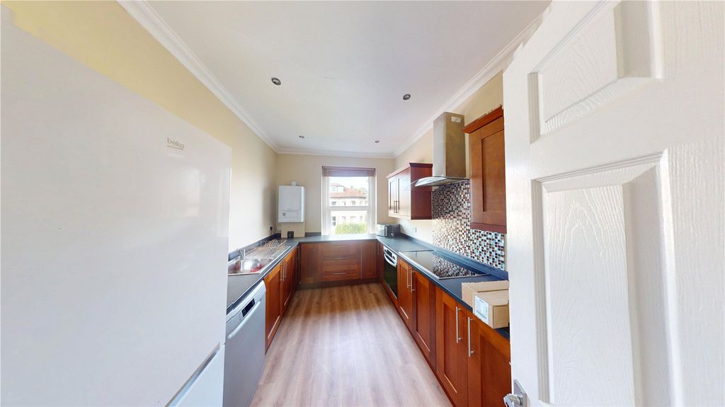 Property photo 3 of 9 Picture No. 04