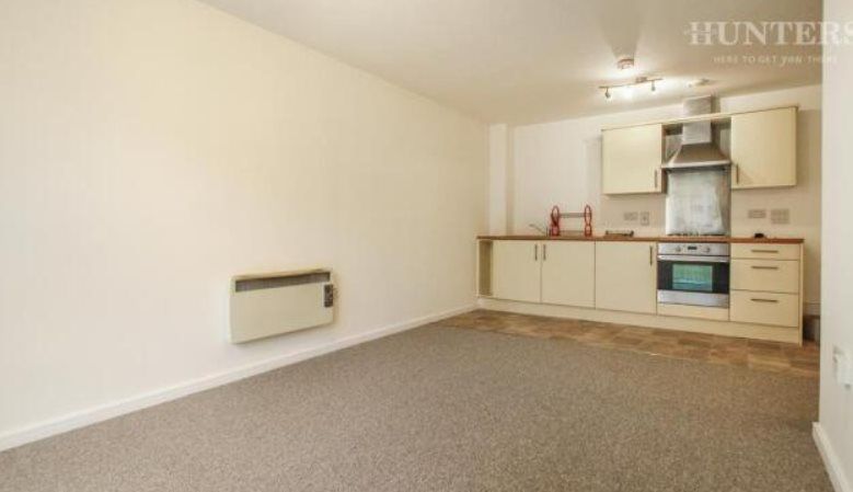 Property photo 2 of 9 Kitchen