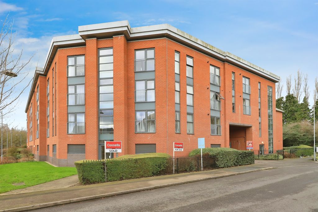 Property photo 1 of 17