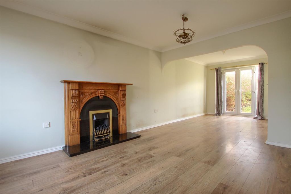 Property photo 2 of 9 St3.Jpg