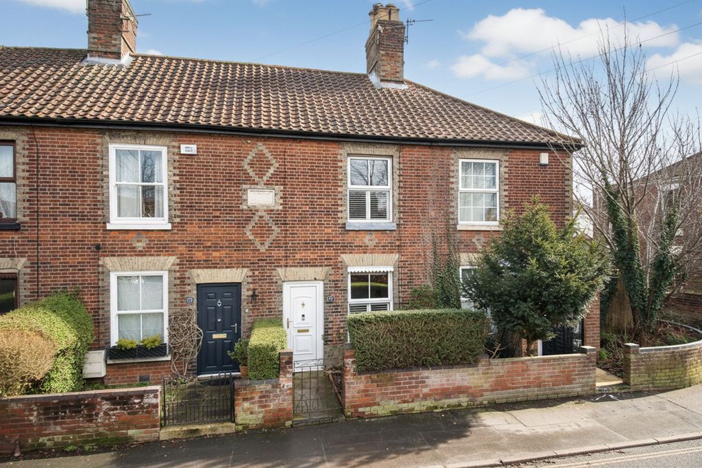 Property photo 1 of 20