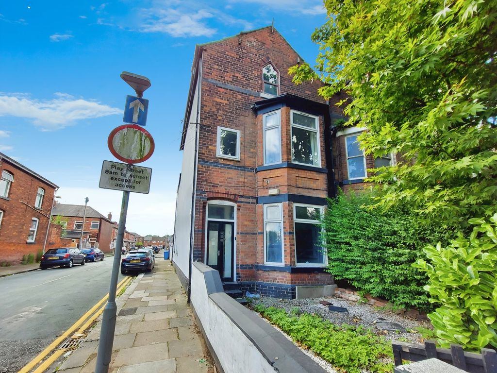 Property photo 1 of 15 Picture No. 05