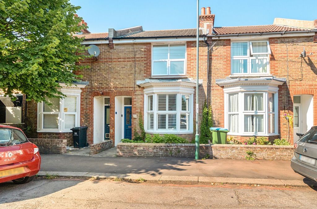 Property photo 1 of 19