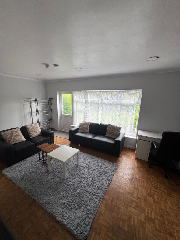 Property photo 3 of 24