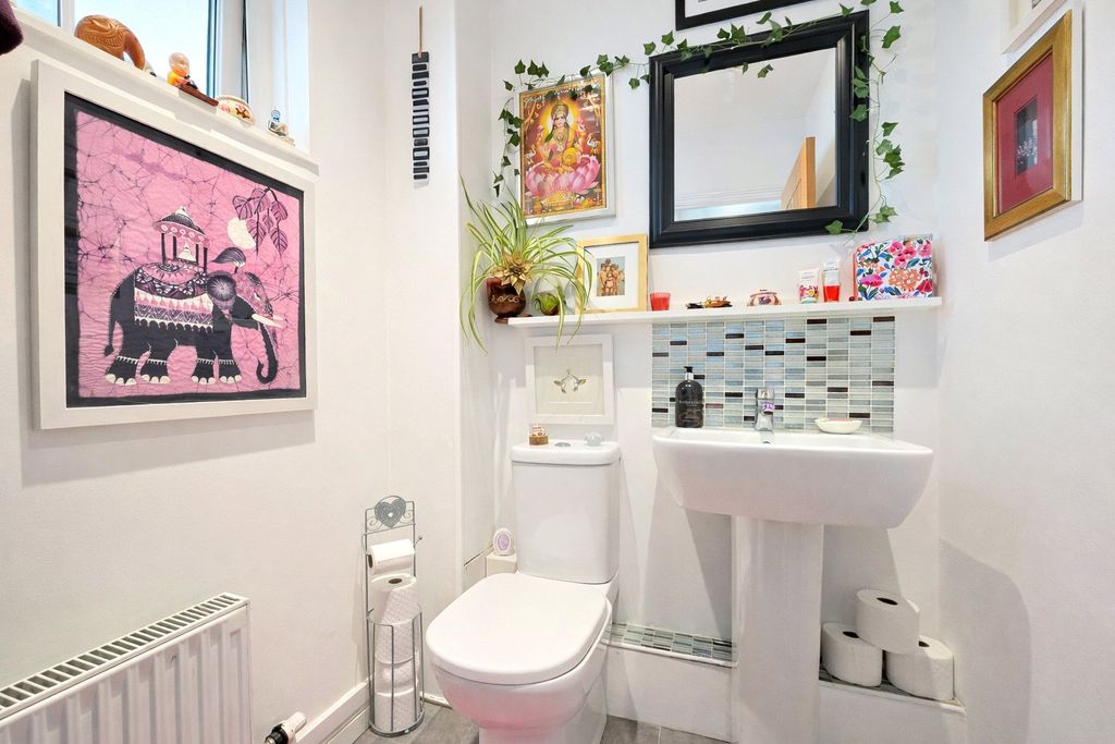 Property photo 3 of 15 3 - Picture No. 08