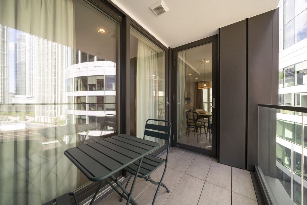 Property photo 3 of 11 Balcony_1