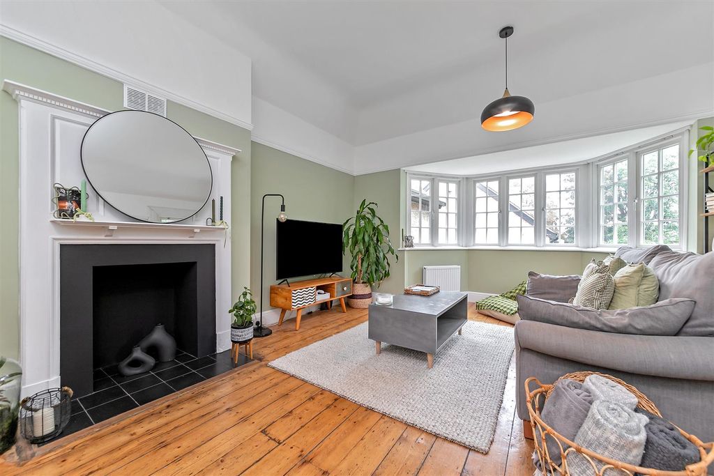 Property photo 2 of 17 4Thornehouse-22.Jpg