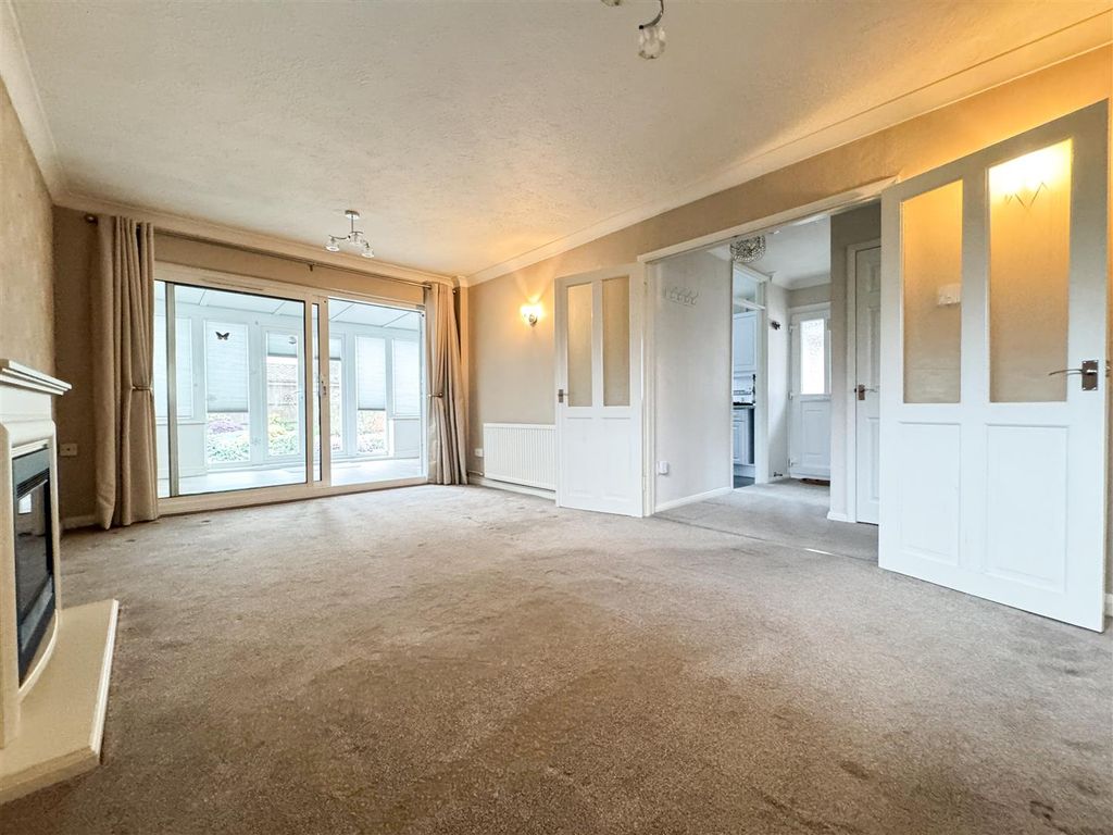 Property photo 3 of 16